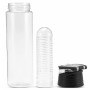 Plastová fľaša na vodu so sitkom - 700 ml, čierna